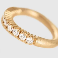 Celebration ring