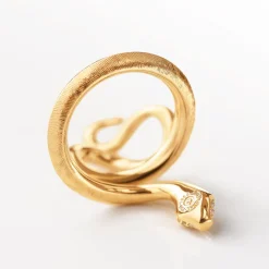 Snakes ring medium