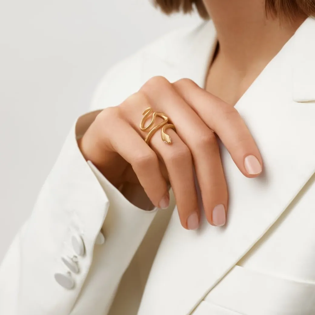 Snakes ring medium